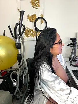 Snapshot of hotadhara01 chatting on November 6, 2025, 3:16 pm hotadhara01 online show from November 6, 2025, 3:16 pm