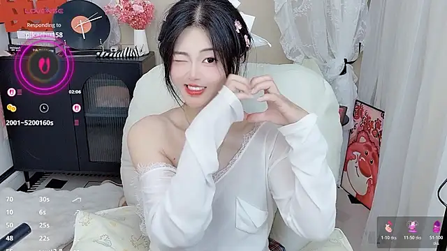 CeeKie online show from April 1, 2026, 2:25 pm