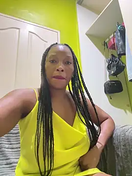 Snapshot of kinghtwalker chatting on February 17, 2026, 11:13 pm kinghtwalker online show from February 17, 2026, 11:13 pm