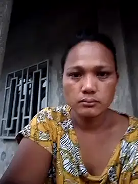 lady helen00 online show from November 21, 2025, 9:58 pm