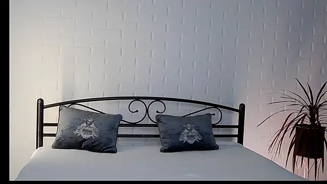 Snapshot of AlexsisFaee chatting on December 1, 2025, 9:26 pm AlexsisFaee online show from December 1, 2025, 9:26 pm