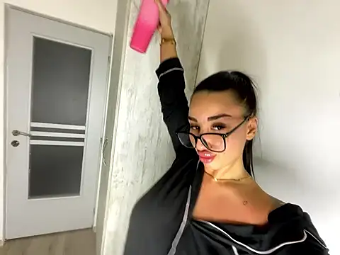 Snapshot of BlueEyes_BB chatting on January 11, 2026, 1:45 am BlueEyes BB online show from January 11, 2026, 1:45 am