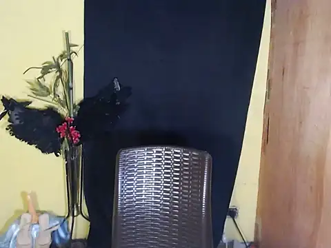 YourHotPinayTS online show from February 28, 2026, 6:13 am