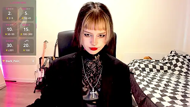 LiyaLuna online show from October 27, 2025, 1:23 pm