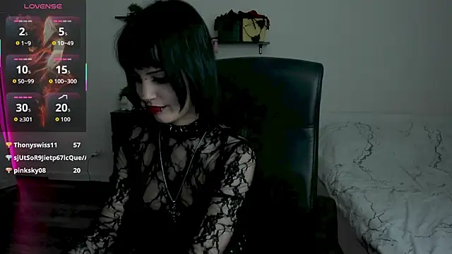 LiyaLuna online show from February 10, 2026, 5:12 pm