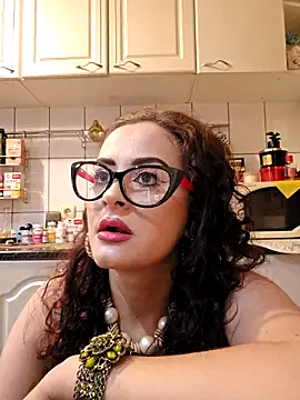 Snapshot of ShineBright88 chatting on November 25, 2025, 6:52 pm ShineBright88 online show from November 25, 2025, 6:52 pm