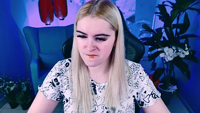 Snapshot of Stef_Nicks chatting on November 6, 2025, 9:24 am Stef Nicks online show from November 6, 2025, 9:24 am