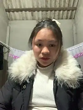 NhuFox online show from February 2, 2026, 1:21 pm