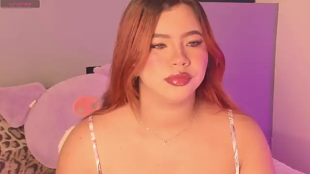 ScarlettDavis1  online show from October 19, 2025, 7:33 am