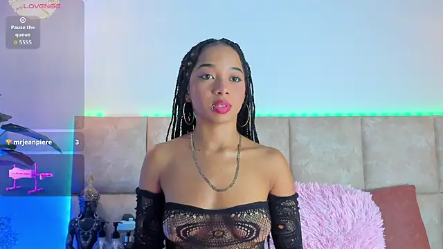 Snapshot of KarolBlanco chatting on December 1, 2025, 2:23 am KarolBlanco online show from December 1, 2025, 2:23 am