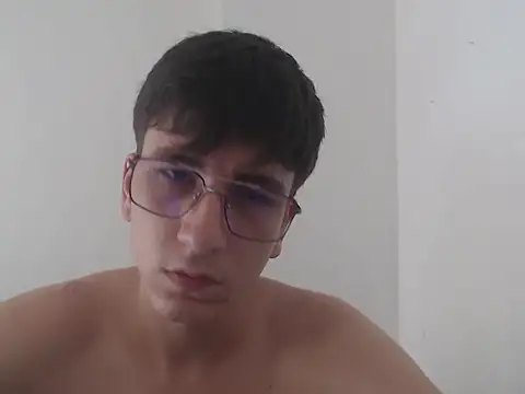 younewmaster online show from May 15, 2026, 9:46 pm
