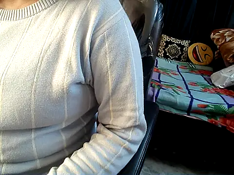 Snapshot of Anaconda-Mall chatting on January 16, 2026, 7:18 pm Anaconda-Mall online show from January 16, 2026, 7:18 pm