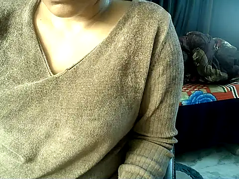 Snapshot of Anaconda-Mall chatting on December 22, 2025, 5:57 pm Anaconda-Mall online show from December 22, 2025, 5:57 pm