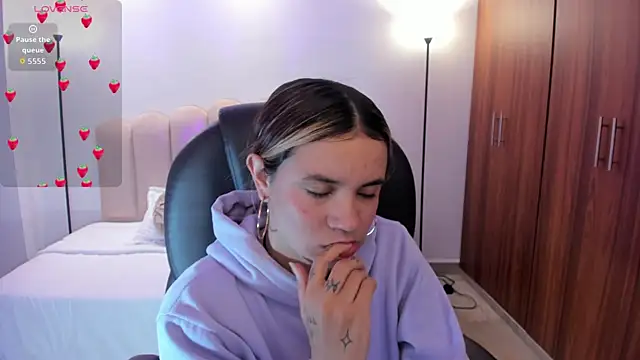 Snapshot of Celestee_rain chatting on September 26, 2025, 11:28 am Celestee rain online show from September 26, 2025, 11:28 am