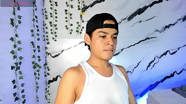 Snapshot of edy_play chatting on December 4, 2025, 4:22 am edy play online show from December 4, 2025, 4:22 am