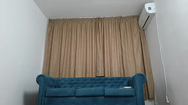 Snapshot of BLOND_GOD chatting on November 11, 2025, 7:58 am BLOND GOD online show from November 11, 2025, 7:58 am