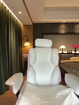 AYW-21 online show from March 3, 2026, 2:46 pm