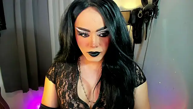 Snapshot of MagnaCumLoader17 chatting on December 18, 2025, 2:38 am MagnaCumLoader17 online show from December 18, 2025, 2:38 am