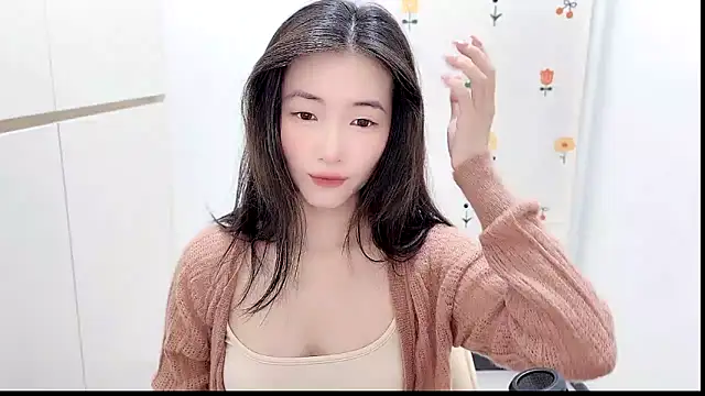 Snapshot of Rosalind_xixi chatting on November 3, 2025, 7:24 am Rosalind xixi online show from November 3, 2025, 7:24 am