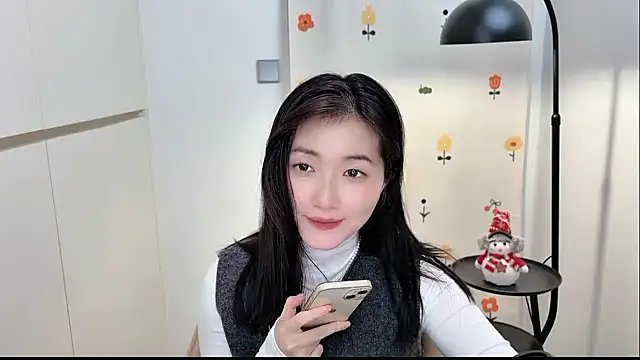 Snapshot of Rosalind_xixi chatting on December 14, 2025, 2:22 pm Rosalind xixi online show from December 14, 2025, 2:22 pm