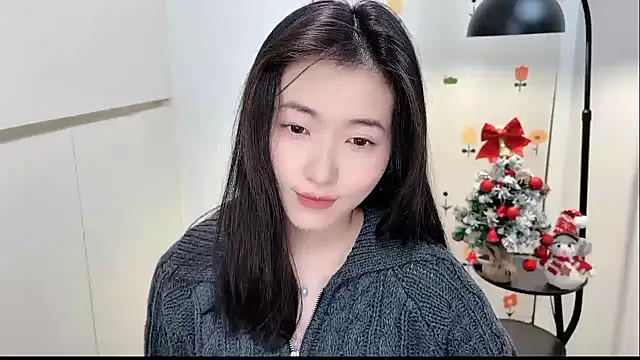 Rosalind xixi online show from December 23, 2025, 9:52 am