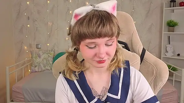 Tori Cutie online show from May 27, 2026, 12:09 am