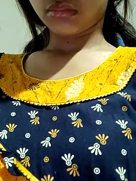 Snapshot of sana-5 chatting on February 12, 2026, 1:00 pm sana-5 online show from February 12, 2026, 1:00 pm