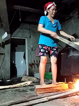 TinTin321 online show from November 24, 2025, 12:27 pm