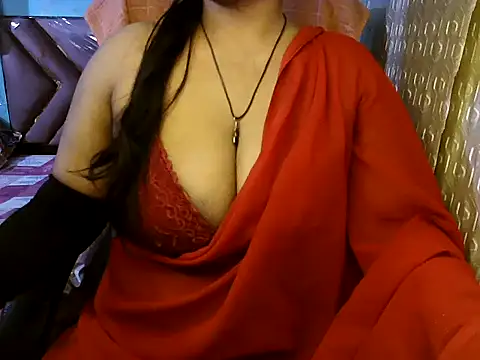 Snapshot of Siya_Akhor chatting on May 26, 2026, 7:39 am Siya Akhor online show from May 26, 2026, 7:39 am