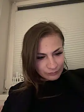 IsabellaEtha online show from October 25, 2025, 11:05 pm