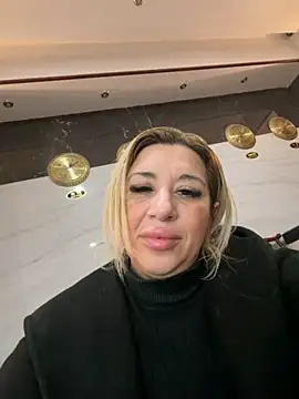 Snapshot of TheeaBlanco chatting on November 30, 2025, 5:08 am TheeaBlanco online show from November 30, 2025, 5:08 am