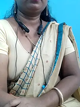 Snapshot of yelmaji91 chatting on November 14, 2025, 6:39 am yelmaji91 online show from November 14, 2025, 6:39 am