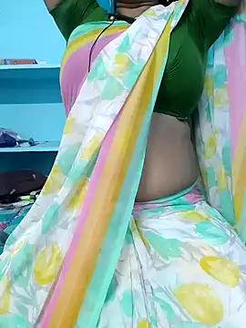 Snapshot of yelmaji91 chatting on October 24, 2025, 4:44 am yelmaji91 online show from October 24, 2025, 4:44 am