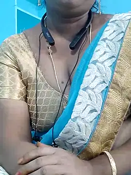 Snapshot of yelmaji91 chatting on November 12, 2025, 4:49 am yelmaji91 online show from November 12, 2025, 4:49 am