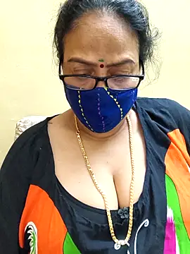 Snapshot of heera-rani chatting on December 4, 2025, 3:00 pm heera-rani online show from December 4, 2025, 3:00 pm