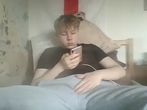 TomasCramp online show from March 19, 2026, 3:23 pm