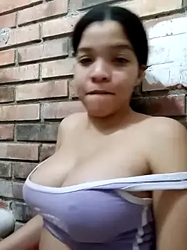 Snapshot of VictoriDior chatting on September 16, 2025, 5:19 am VictoriDior online show from September 16, 2025, 5:19 am