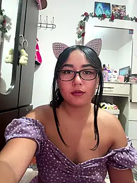 Snapshot of saranghae_ chatting on October 29, 2025, 3:49 am saranghae online show from October 29, 2025, 3:49 am