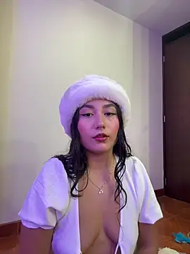 Snapshot of saranghae_ chatting on December 18, 2025, 11:30 pm saranghae online show from December 18, 2025, 11:30 pm