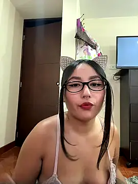 Snapshot of saranghae_ chatting on November 30, 2025, 7:47 pm saranghae online show from November 30, 2025, 7:47 pm