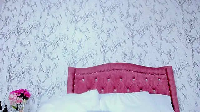 Snapshot of SofiiFoox chatting on November 10, 2025, 11:15 am SofiiFoox online show from November 10, 2025, 11:15 am