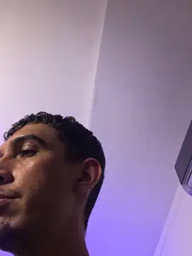 Snapshot of dominik_thompson777 chatting on November 12, 2025, 12:15 am dominik thompson777 online show from November 12, 2025, 12:15 am