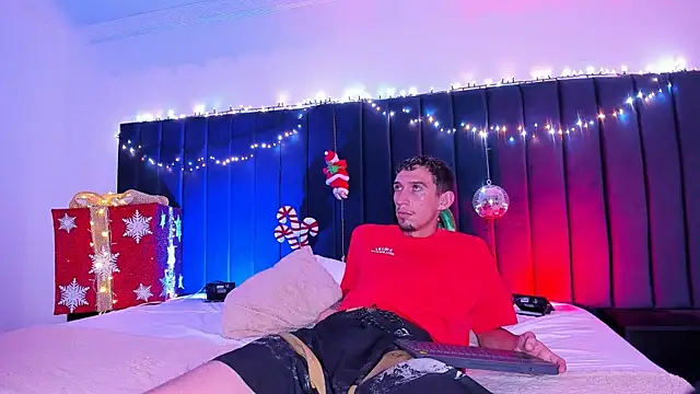 Snapshot of dominik_thompson777 chatting on November 13, 2025, 5:33 am dominik thompson777 online show from November 13, 2025, 5:33 am