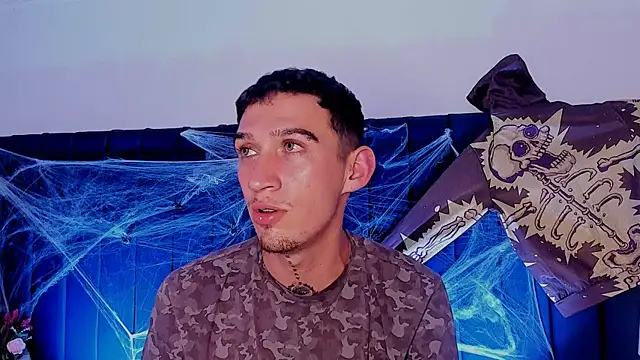 Snapshot of dominik_thompson777 chatting on October 30, 2025, 5:28 am dominik thompson777 online show from October 30, 2025, 5:28 am