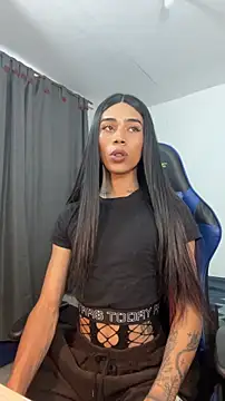 Snapshot of Sweet-Cris chatting on February 5, 2026, 5:31 pm Sweet-Cris online show from February 5, 2026, 5:31 pm