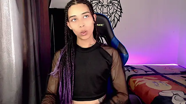 Sweet-Cris online show from November 13, 2025, 7:29 pm