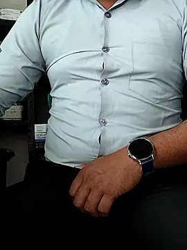 hunk28 6 online show from November 23, 2025, 6:45 am