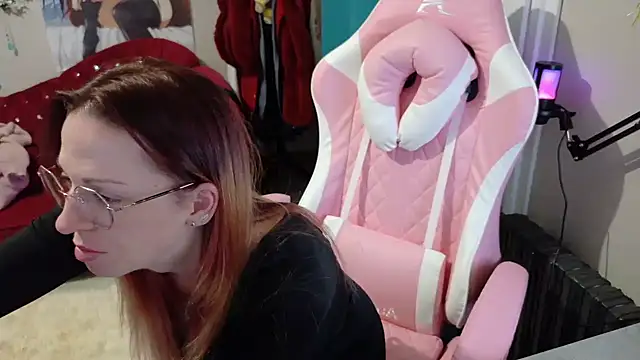 rubystrip online show from December 19, 2025, 9:17 pm