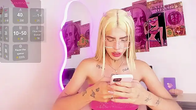 Snapshot of Rachell_coollins chatting on October 3, 2025, 9:27 pm Rachell coollins online show from October 3, 2025, 9:27 pm