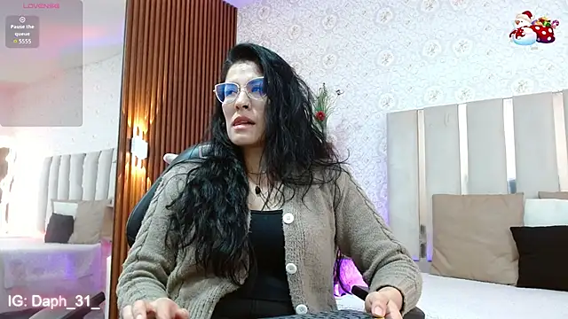 Snapshot of BLUE_TAY1 chatting on November 8, 2025, 12:09 pm BLUE TAY1 online show from November 8, 2025, 12:09 pm